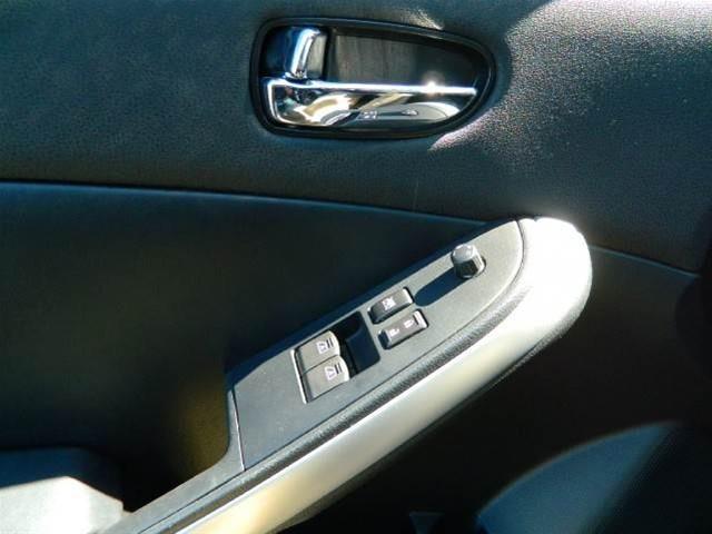 2010 Nissan Altima LT W/ 2ltawd