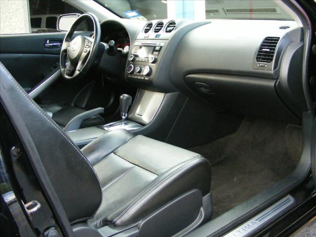 2010 Nissan Altima Quad-short-slt-6.7l Diesel-4wd-cd Player
