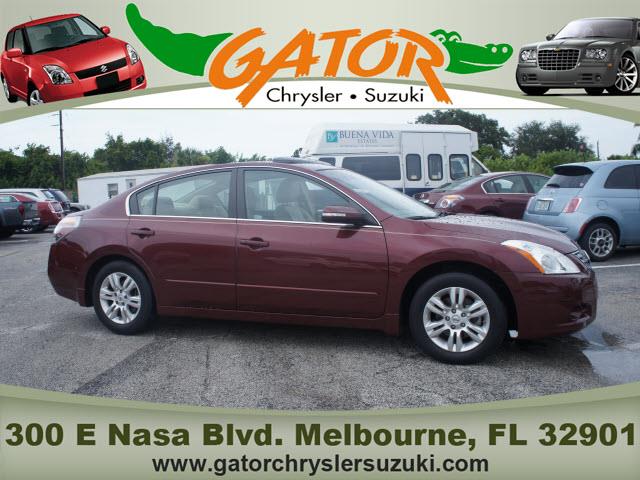 2010 Nissan Altima SLT Quad Cab 2WD
