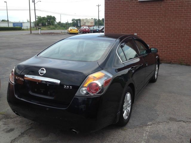 2010 Nissan Altima Pickupslt Quad Cab SWB 4WD 4x4 Truck