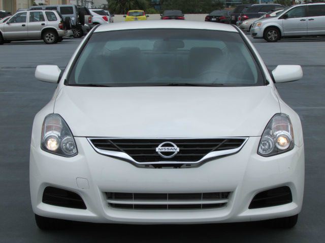 2010 Nissan Altima Pickupslt Quad Cab SWB 4WD 4x4 Truck
