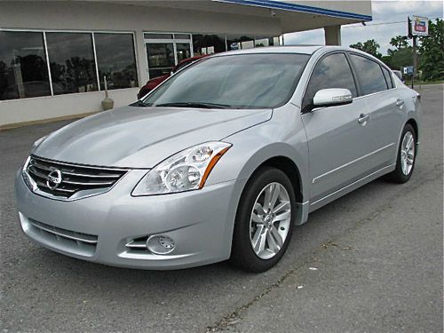 2010 Nissan Altima Pickupslt Quad Cab SWB 4WD 4x4 Truck