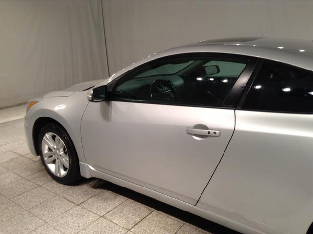 2010 Nissan Altima Pickupslt Quad Cab SWB 4WD 4x4 Truck