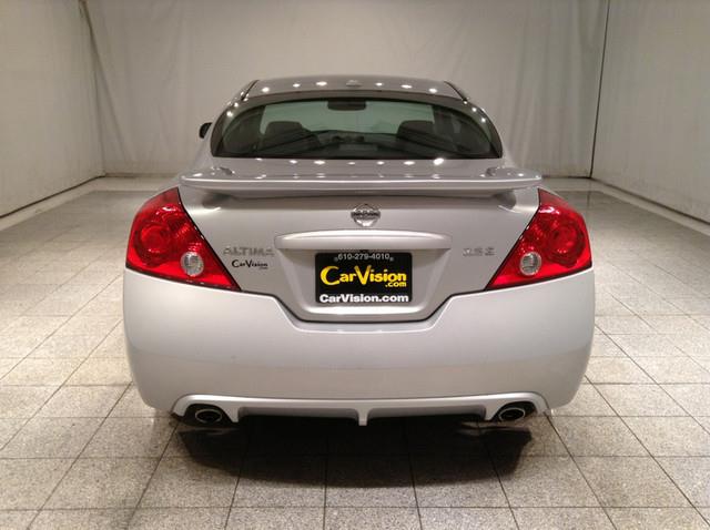 2010 Nissan Altima Pickupslt Quad Cab SWB 4WD 4x4 Truck