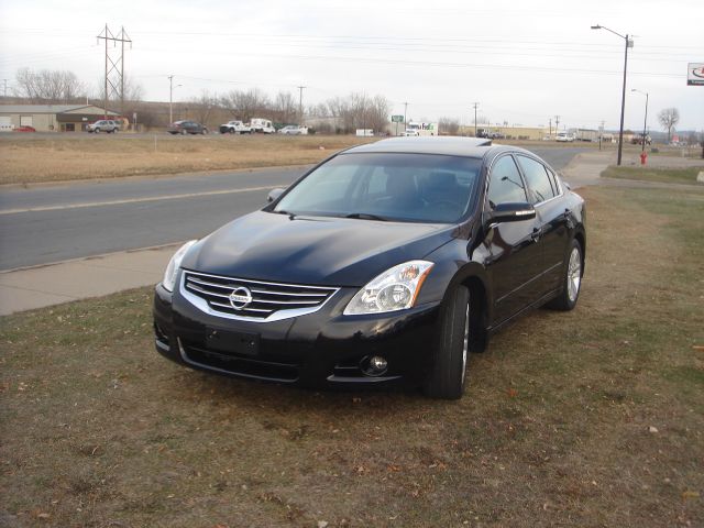 2010 Nissan Altima 4WD Reg Cab 133