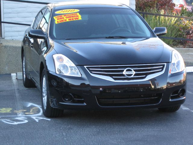 2010 Nissan Altima Pickupslt Quad Cab SWB 4WD 4x4 Truck