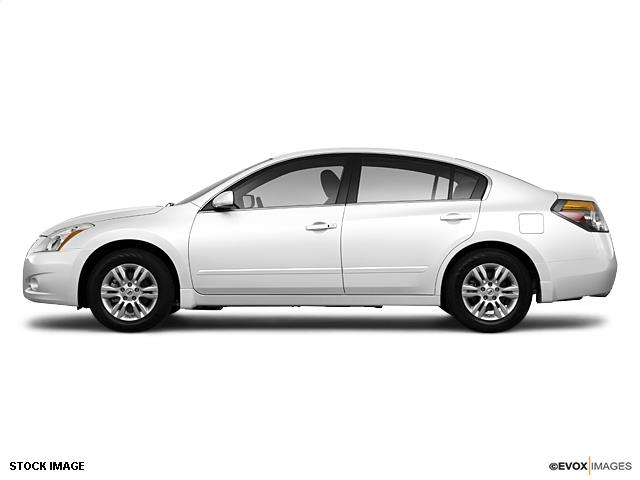 2010 Nissan Altima Unknown
