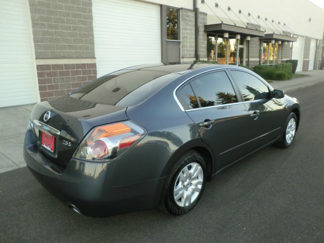 2010 Nissan Altima Pickupslt Quad Cab SWB 4WD 4x4 Truck