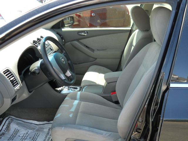 2010 Nissan Altima GS-R