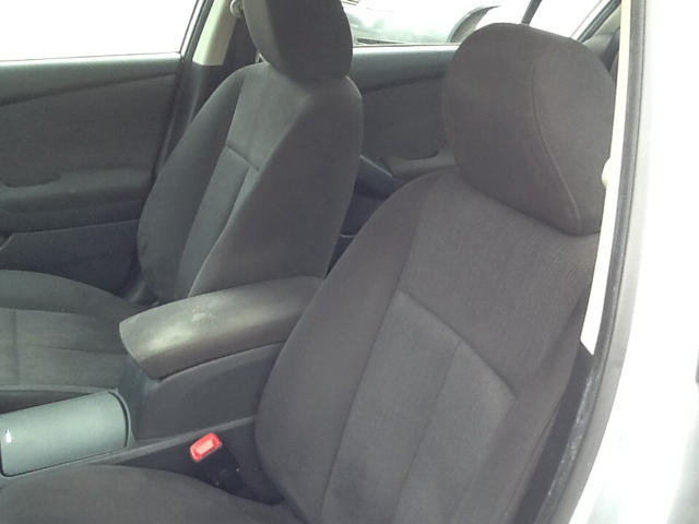 2010 Nissan Altima Pickupslt Quad Cab SWB 4WD 4x4 Truck