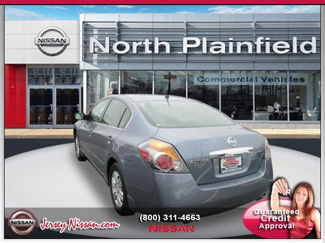 2010 Nissan Altima Base