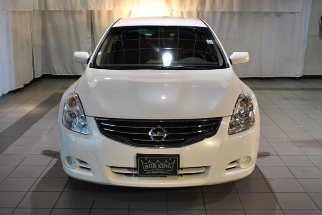 2010 Nissan Altima Pickupslt Quad Cab SWB 4WD 4x4 Truck