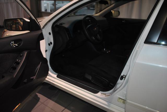 2010 Nissan Altima Pickupslt Quad Cab SWB 4WD 4x4 Truck