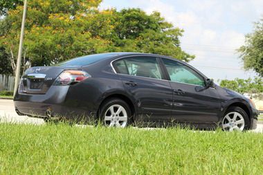 2010 Nissan Altima Pickupslt Quad Cab SWB 4WD 4x4 Truck