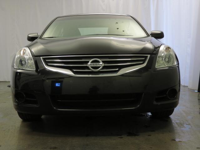 2010 Nissan Altima 4WD Crew Cab 140.5 Laramie