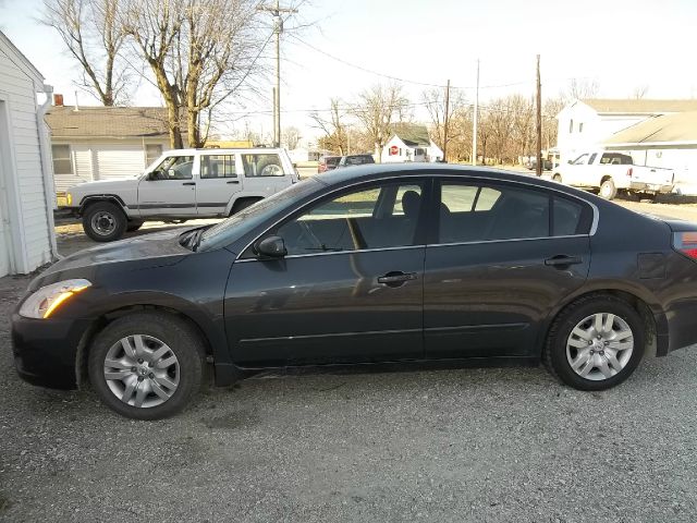 2010 Nissan Altima GS-R