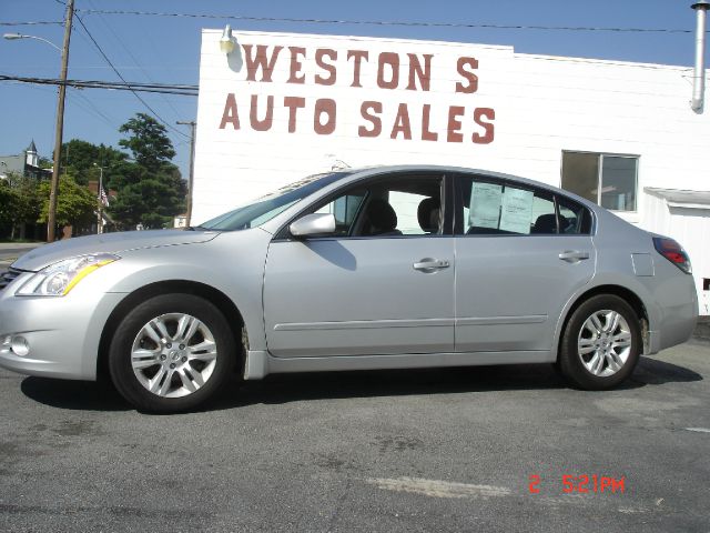 2010 Nissan Altima Pickupslt Quad Cab SWB 4WD 4x4 Truck