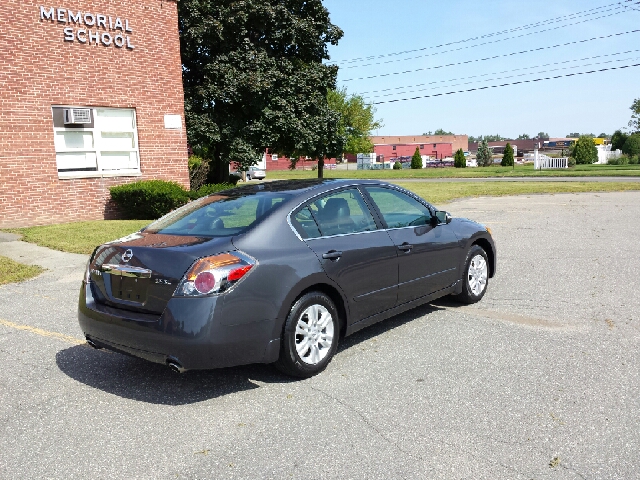 2010 Nissan Altima Pickupslt Quad Cab SWB 4WD 4x4 Truck