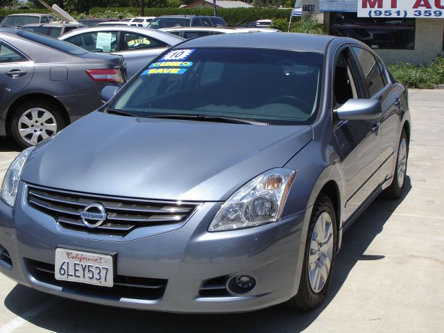2010 Nissan Altima Pickupslt Quad Cab SWB 4WD 4x4 Truck
