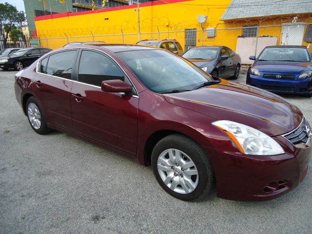 2010 Nissan Altima XR