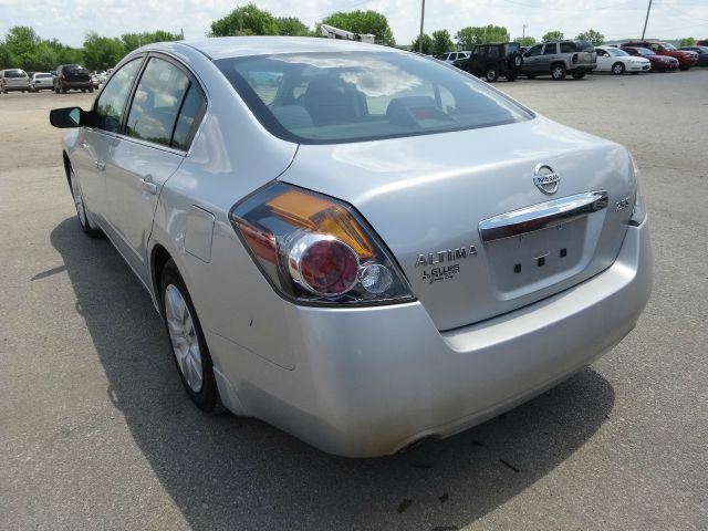 2010 Nissan Altima 2dr Cpe Performance Manual