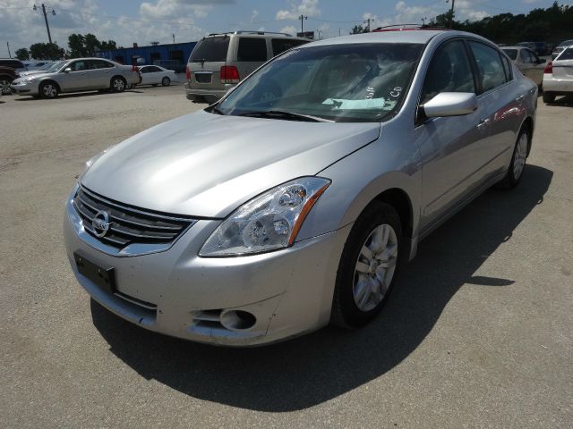 2010 Nissan Altima 2dr Cpe Performance Manual