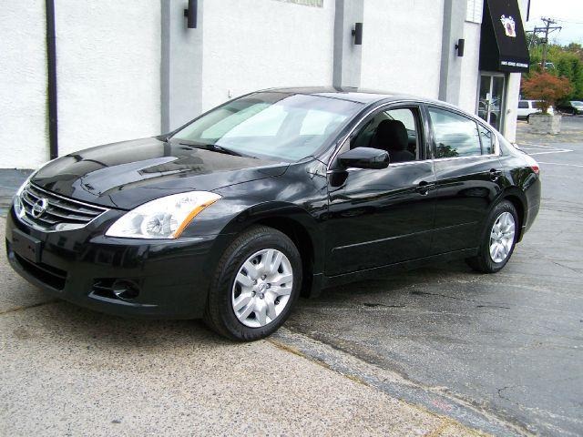 2010 Nissan Altima Pickupslt Quad Cab SWB 4WD 4x4 Truck