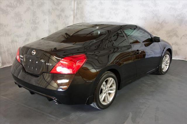 2010 Nissan Altima Unknown