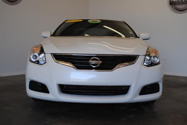 2010 Nissan Altima Pickupslt Quad Cab SWB 4WD 4x4 Truck
