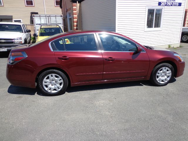 2011 Nissan Altima Pickupslt Quad Cab SWB 4WD 4x4 Truck