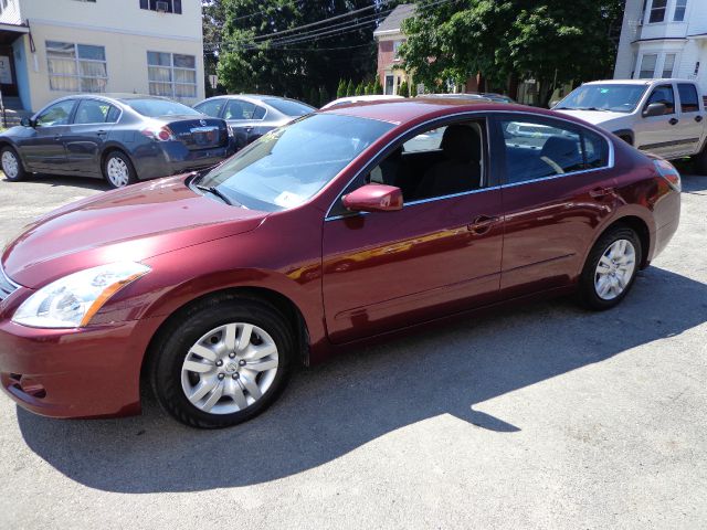 2011 Nissan Altima Pickupslt Quad Cab SWB 4WD 4x4 Truck
