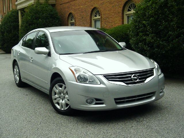 2011 Nissan Altima Pickupslt Quad Cab SWB 4WD 4x4 Truck