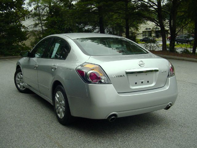 2011 Nissan Altima Pickupslt Quad Cab SWB 4WD 4x4 Truck