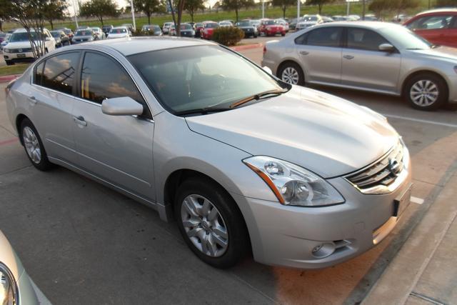 2011 Nissan Altima Pickupslt Quad Cab SWB 4WD 4x4 Truck