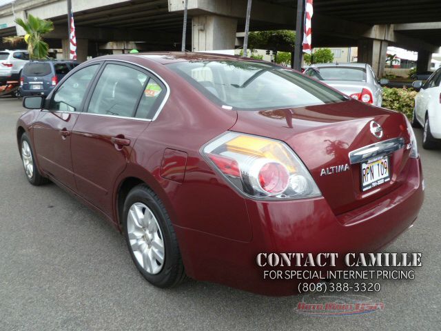 2011 Nissan Altima Pickupslt Quad Cab SWB 4WD 4x4 Truck