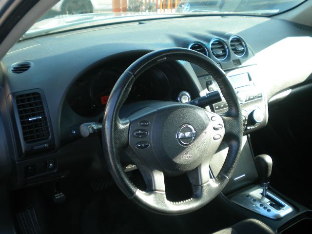 2011 Nissan Altima Pickupslt Quad Cab SWB 4WD 4x4 Truck