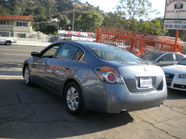 2011 Nissan Altima Pickupslt Quad Cab SWB 4WD 4x4 Truck