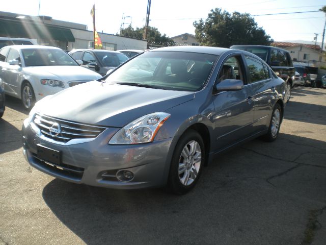 2011 Nissan Altima Pickupslt Quad Cab SWB 4WD 4x4 Truck
