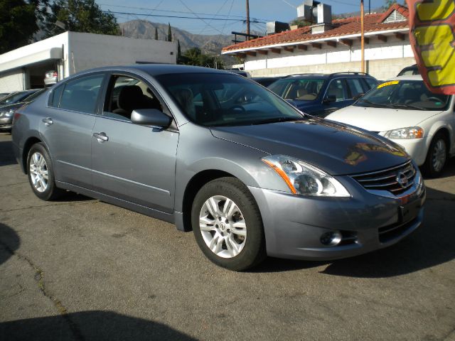 2011 Nissan Altima Pickupslt Quad Cab SWB 4WD 4x4 Truck
