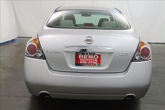 2011 Nissan Altima Pickupslt Quad Cab SWB 4WD 4x4 Truck