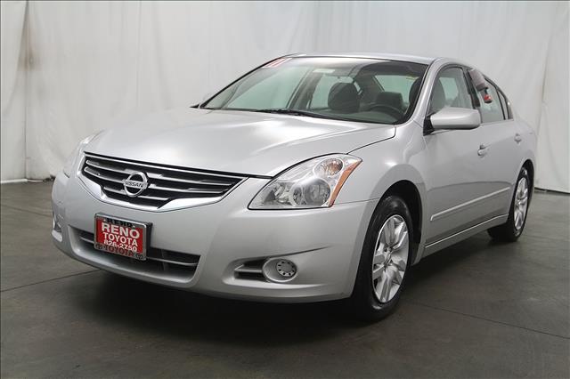 2011 Nissan Altima Pickupslt Quad Cab SWB 4WD 4x4 Truck