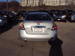 2011 Nissan Altima Unknown