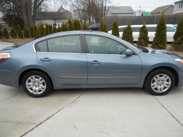 2011 Nissan Altima Pickupslt Quad Cab SWB 4WD 4x4 Truck