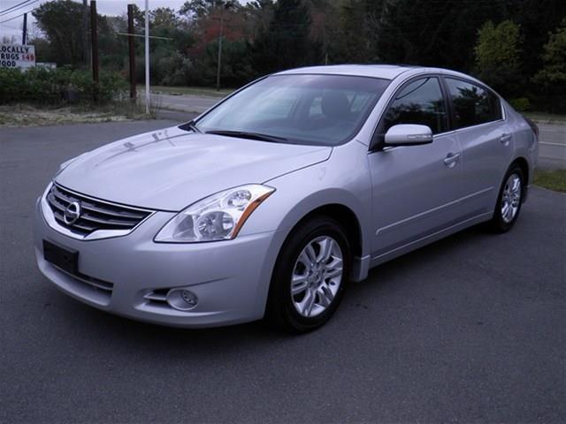2011 Nissan Altima Pickupslt Quad Cab SWB 4WD 4x4 Truck