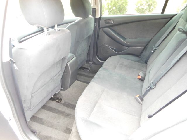 2011 Nissan Altima Pickupslt Quad Cab SWB 4WD 4x4 Truck