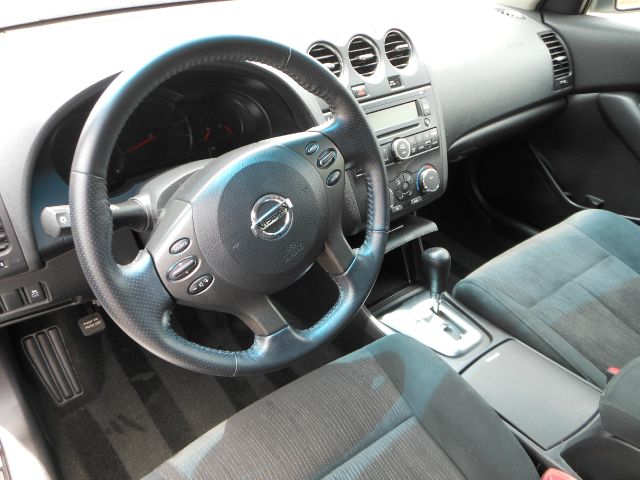 2011 Nissan Altima Pickupslt Quad Cab SWB 4WD 4x4 Truck