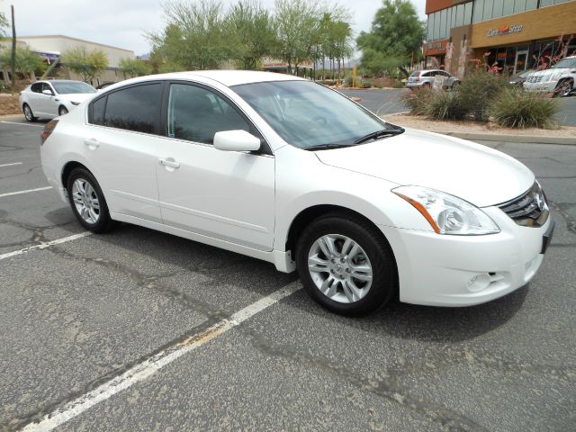 2011 Nissan Altima Pickupslt Quad Cab SWB 4WD 4x4 Truck
