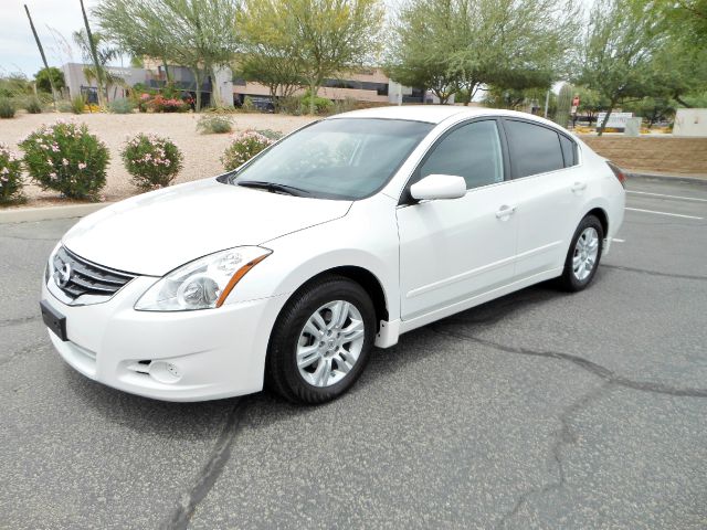 2011 Nissan Altima Pickupslt Quad Cab SWB 4WD 4x4 Truck