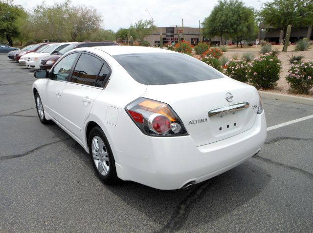2011 Nissan Altima Pickupslt Quad Cab SWB 4WD 4x4 Truck