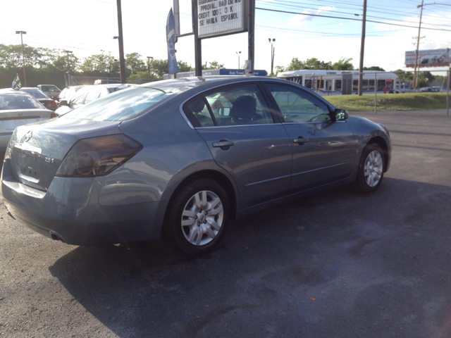 2011 Nissan Altima Pickupslt Quad Cab SWB 4WD 4x4 Truck